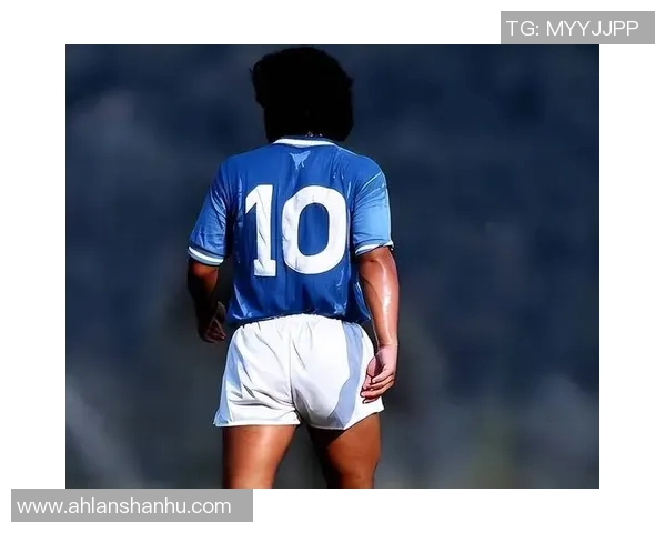 探寻各国足球明星的魅力与成就,谁是你心中的传奇球员 探寻各国足球明星的魅力与成就,谁是你心中的传奇球员